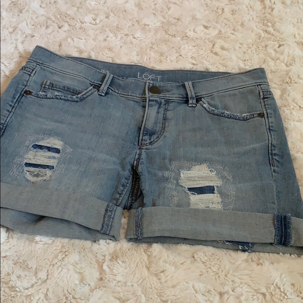 Loft Distressed Jean Shorts Sz 25